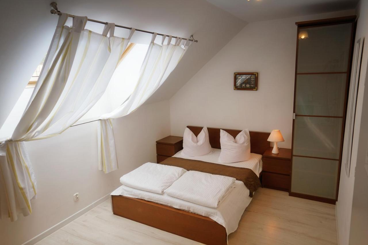 Iwona Pokoje Apartamenty Карвіа Екстер'єр фото