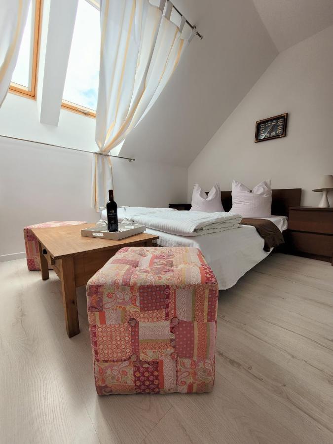 Iwona Pokoje Apartamenty Карвіа Екстер'єр фото