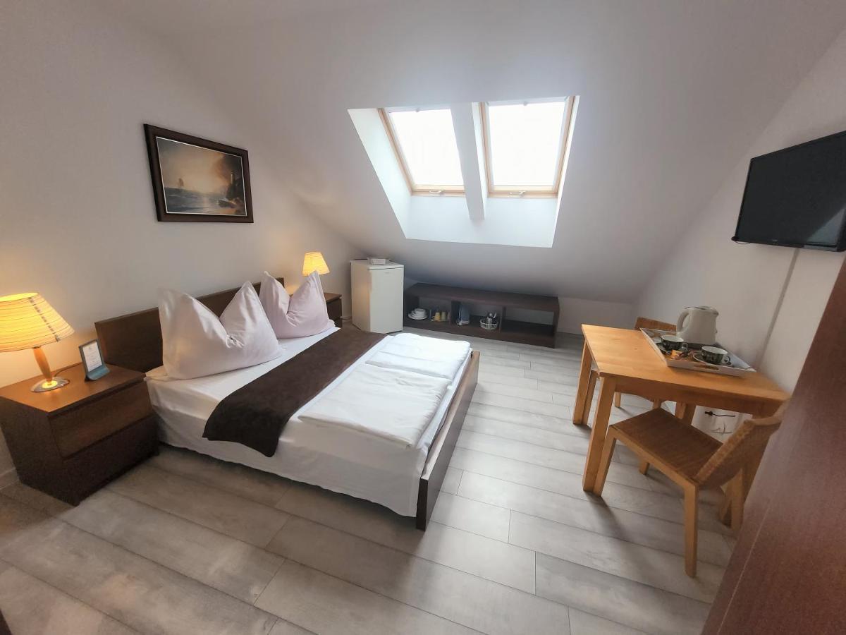 Iwona Pokoje Apartamenty Карвіа Екстер'єр фото