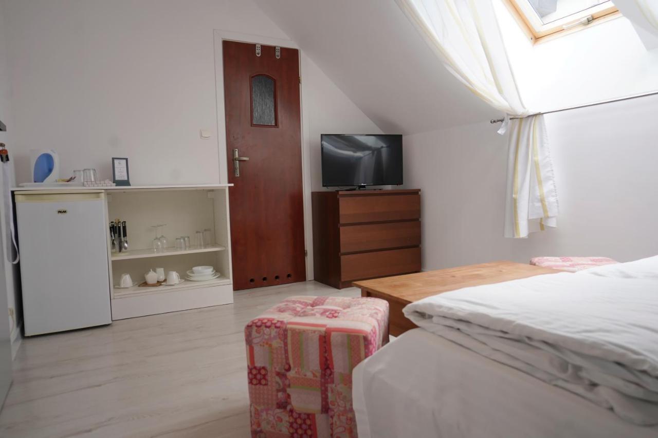 Iwona Pokoje Apartamenty Карвіа Екстер'єр фото